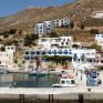 Γέμισε πετρέλαιο το λιμάνι της Τήλου από καθαρισμό πλοίου
