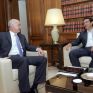 Συνάντηση Αλ. Τσίπρα - Γ. Παπανδρέου στη 1 το μεσημέρι
