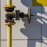 ΡΑΑΕΥ: Οι μεσοσταθμικές τιμές εισαγωγής φυσικού αερίου στην Ελλάδα έως τον Μάρτιο