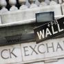 Επιφυλακτικότητα στη Wall Street με το βλέμμα στο πετρέλαιο